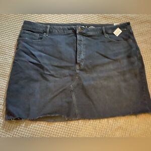 NWT Old Navy high rise short jean skirt plus size 24